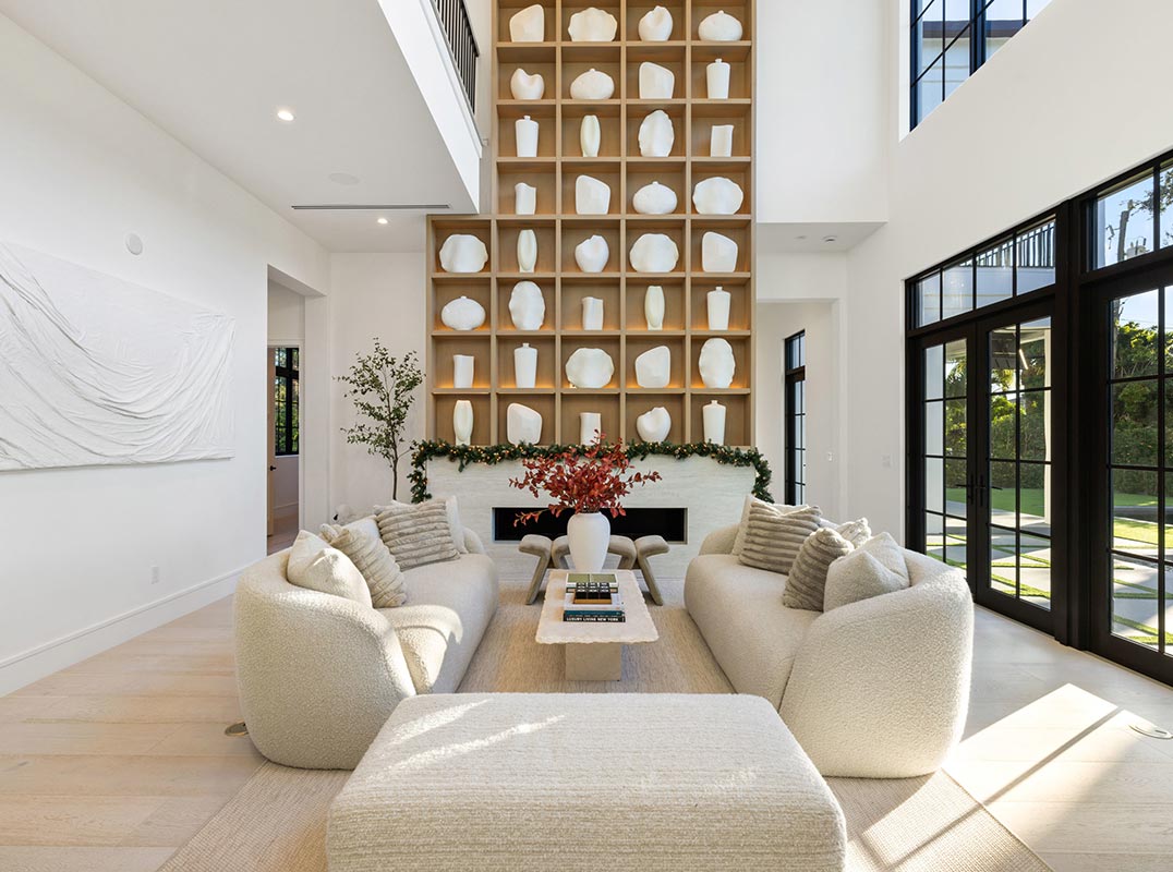 Designed for Entertaining in the Heart of Palm Beach Gardens