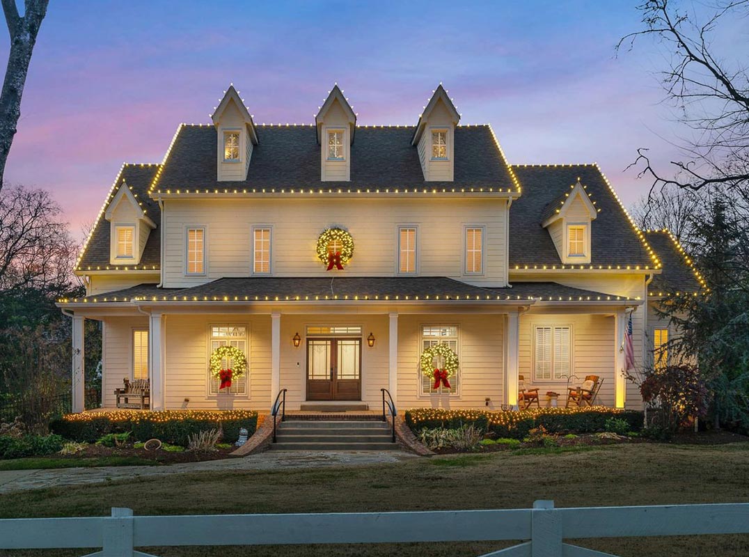 Prime 1 Acre — Finished Basement with Kitchenette