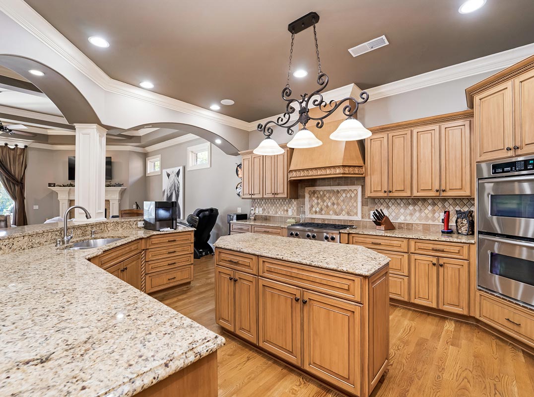 Exquisite Lakefront Gem