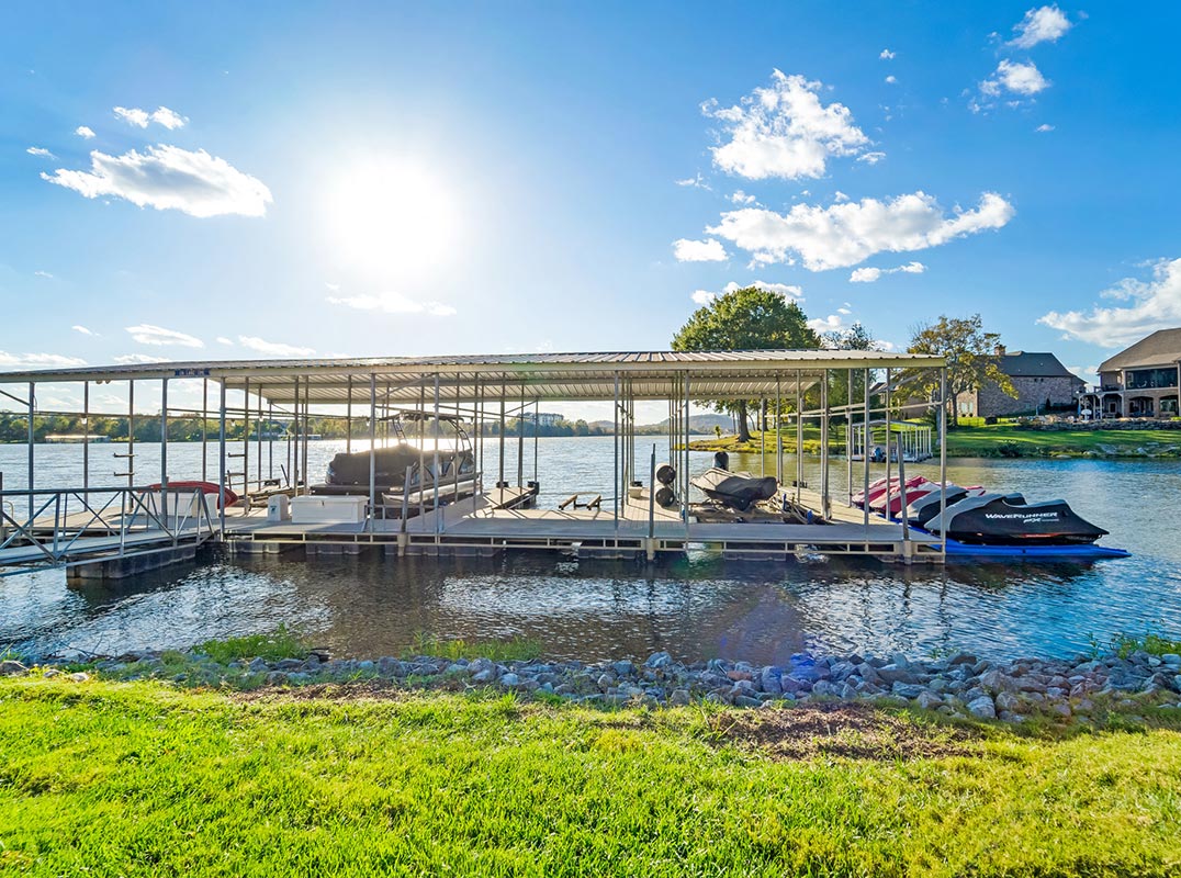 Exquisite Lakefront Gem