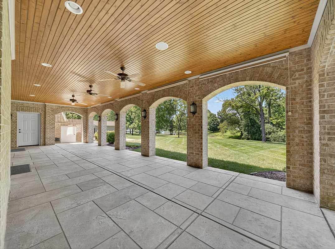 Old Hickory Lake -- Luxe Multi-Generational Living On The Lake