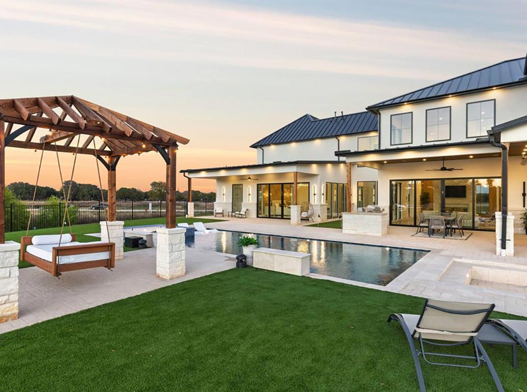 The New Luxury. Intelligently Realized.