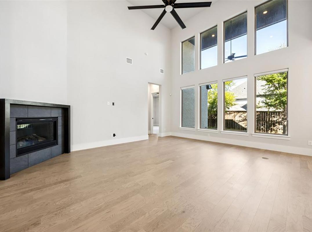 Stunning Custom Home In Gated Creekside