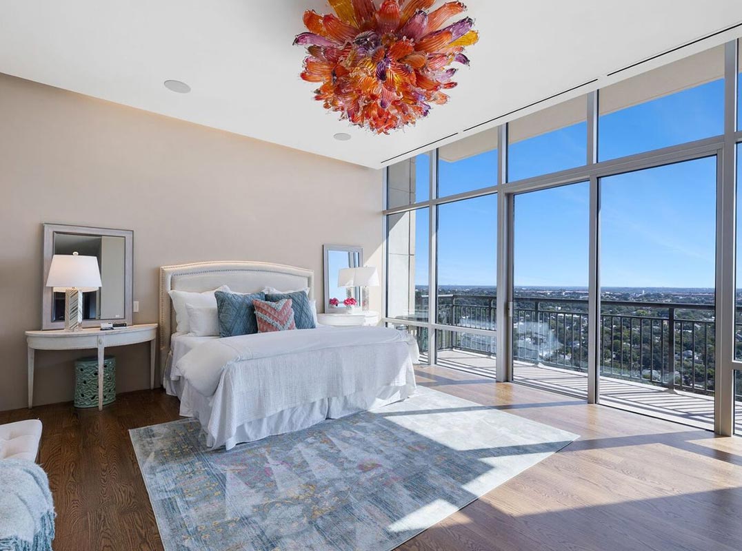 Exceptional High-Rise Living