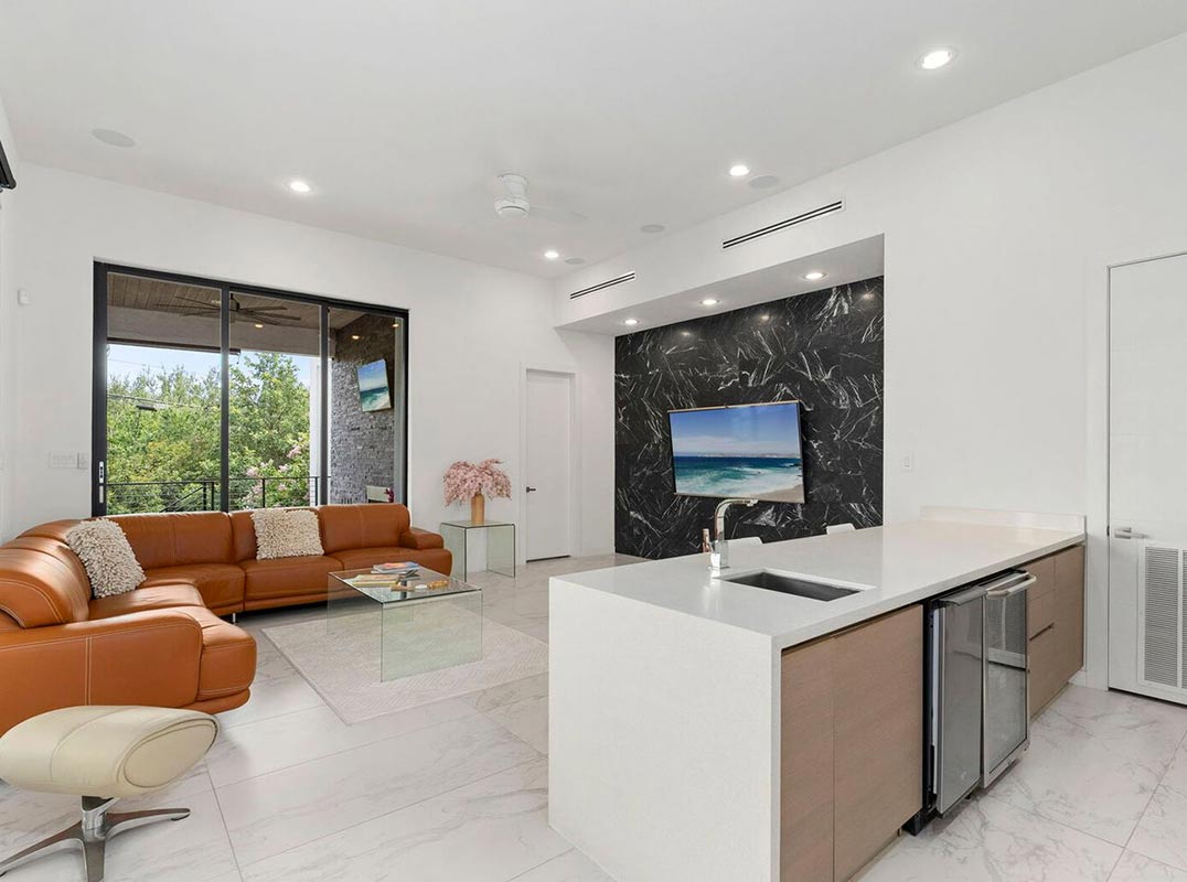 Modern Luxury in The Pinnacle