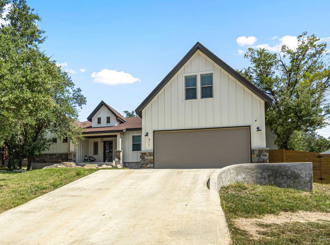 Welcome to Your Timberwood Park Dream Home!