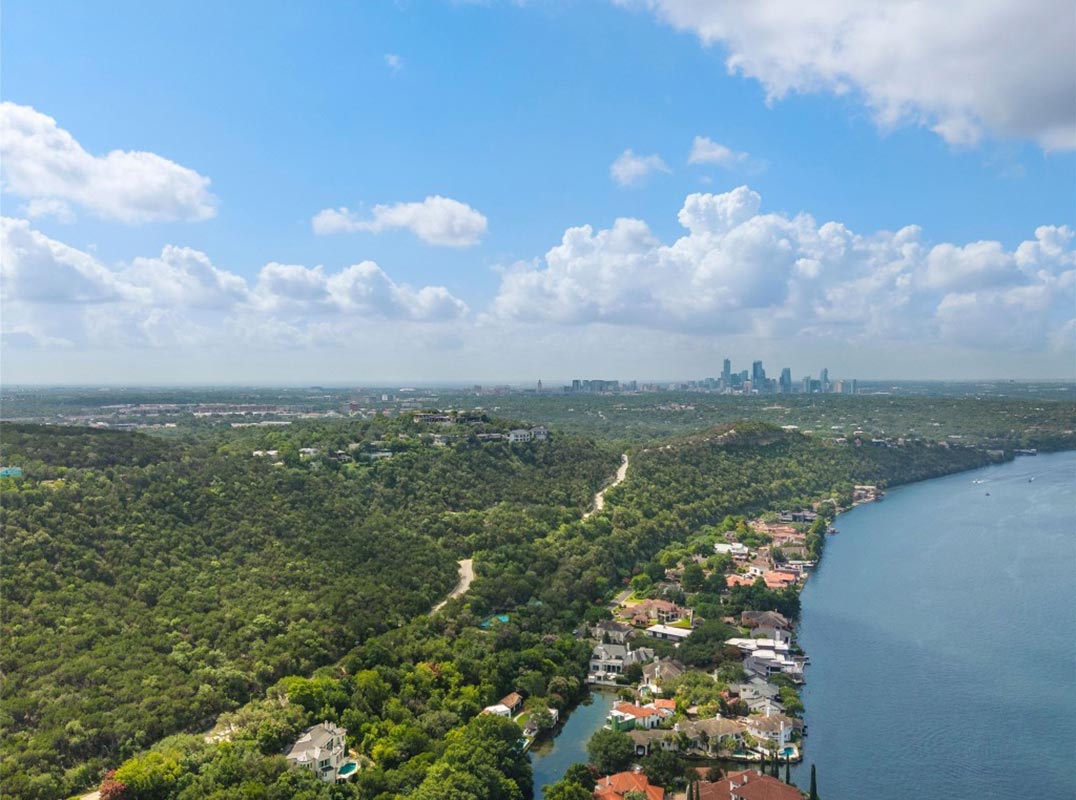 There Are Many Beautiful Spots In Austin. There Is Only One Mount Bonnell.