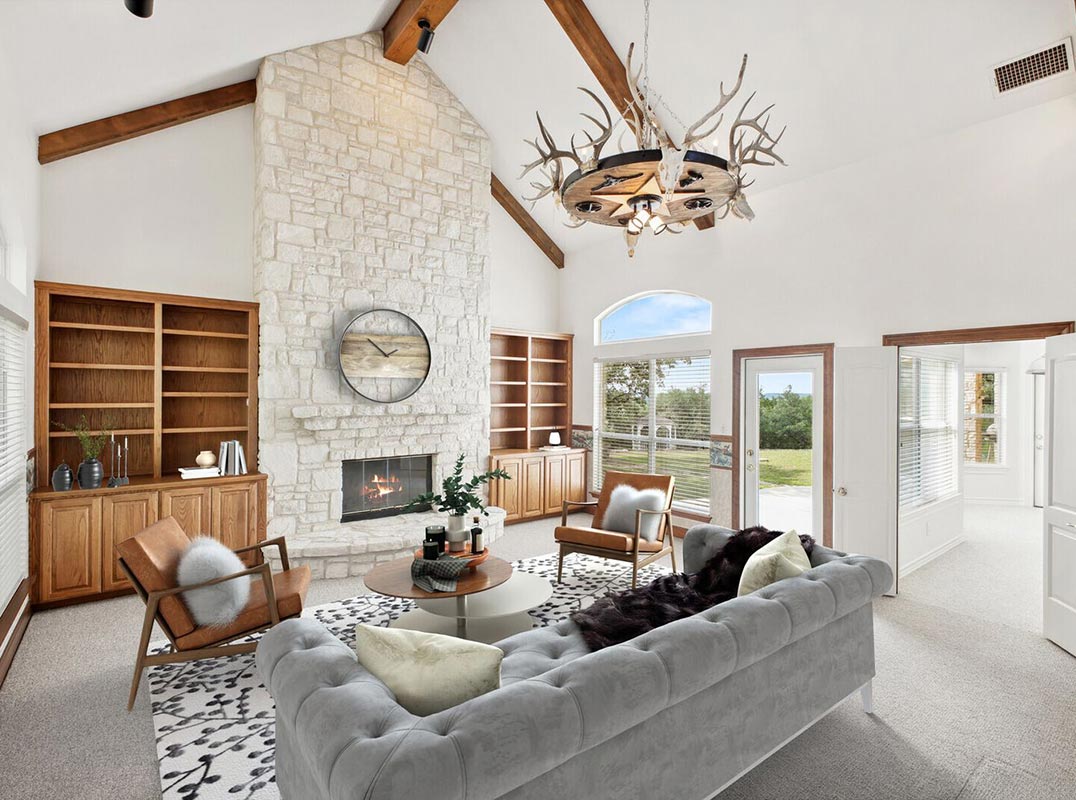 Hill Country Living at Its Finest!