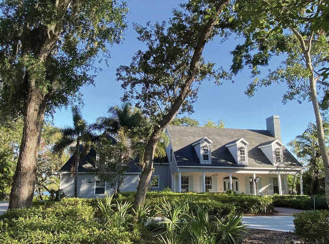 Stunning Property Offers Dynamic, Ever-Changing Tidal Views