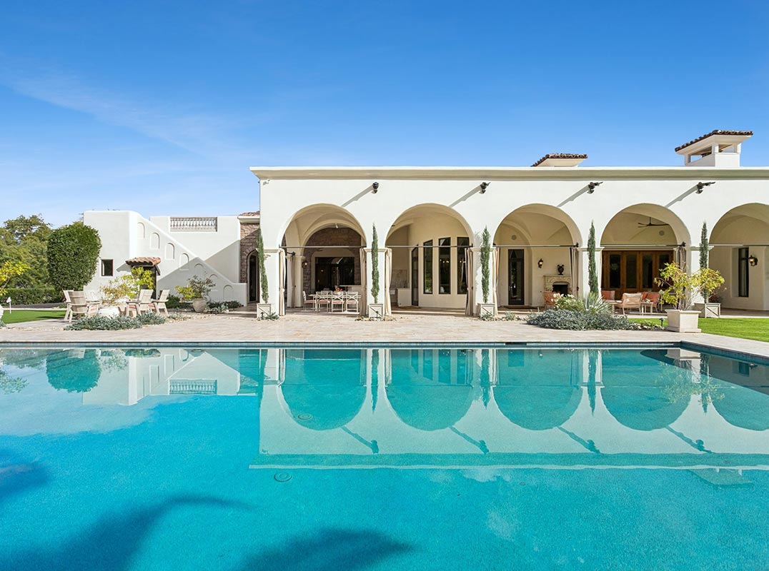 A Refined Sanctuary in Paradise Valley