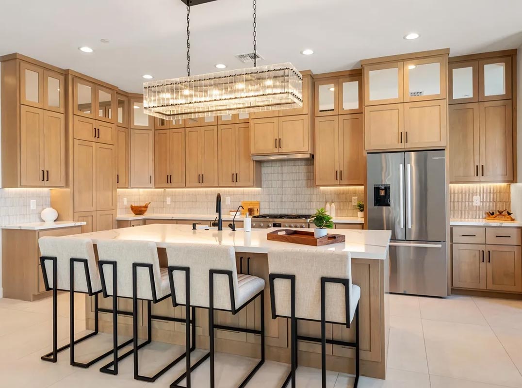 Lake Views, Beautiful Location