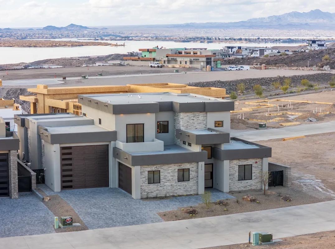 Lake Views, Beautiful Location