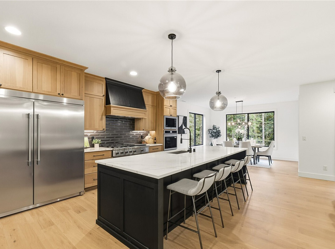 Stunning Custom Estate