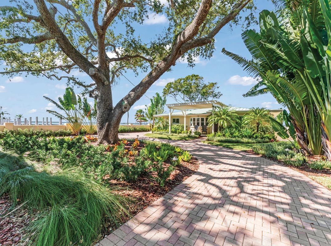 Sweeping Views from this Waterfront Paradise