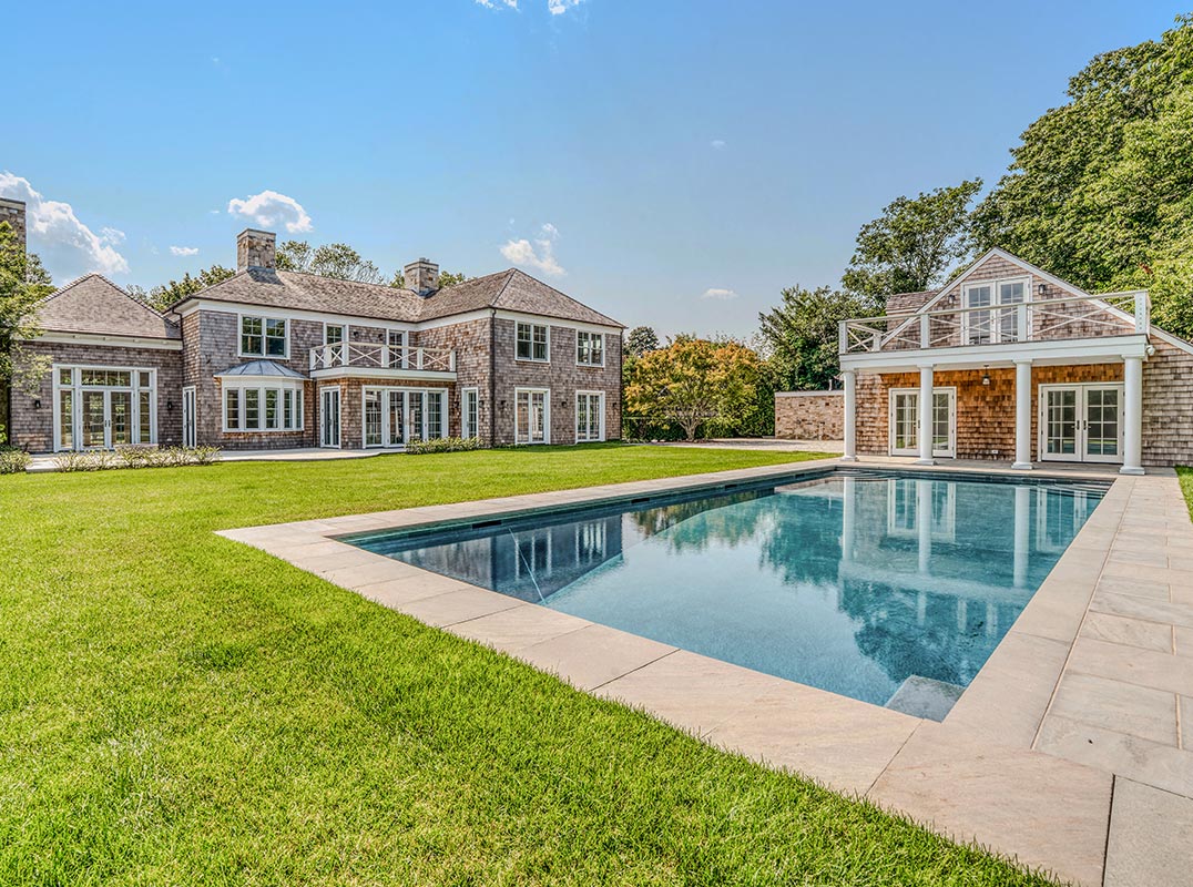 Ultra Rare Generational Compound in the Heart of the Amagansett Lanes 