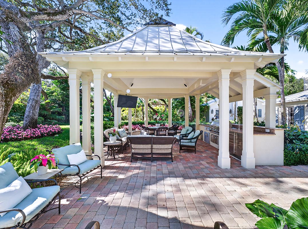 Exceptional Property in Historic Riomar