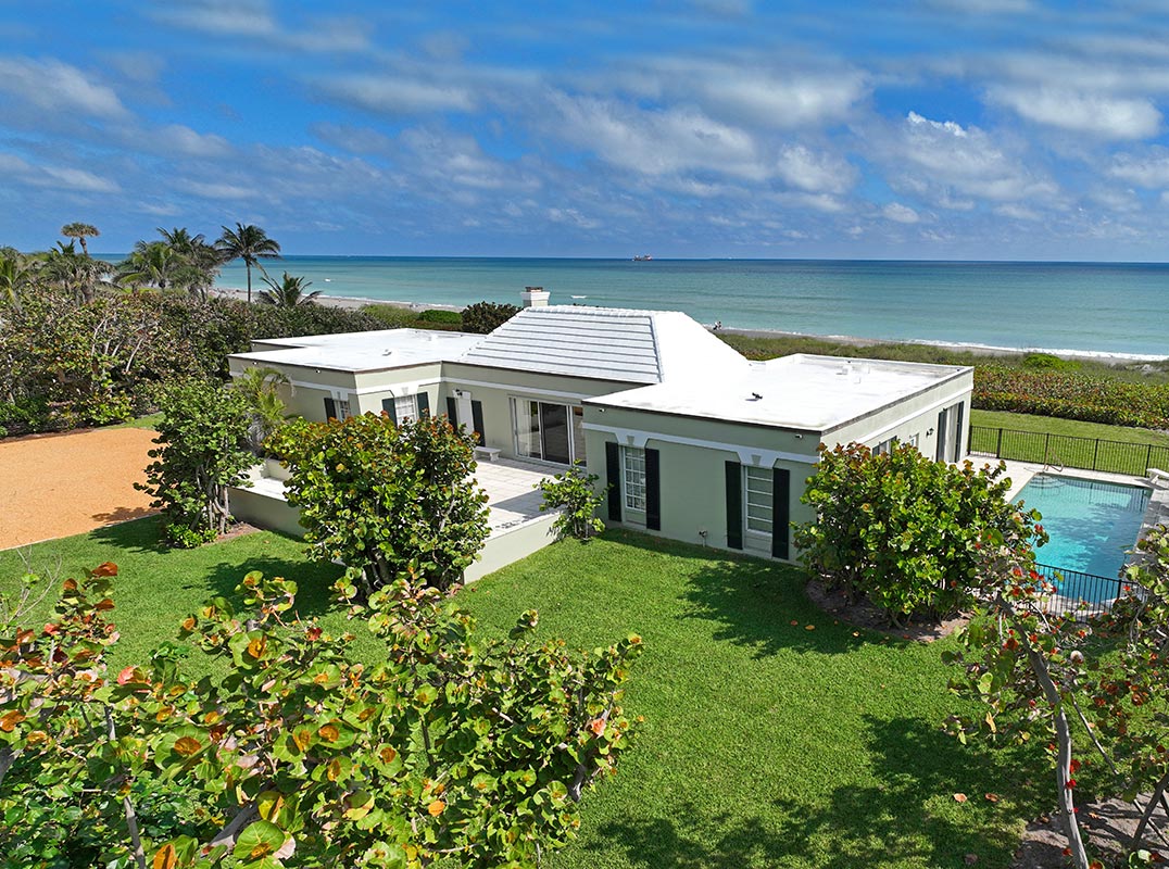 Build or Preserve on a Premier Oceanfront Setting 