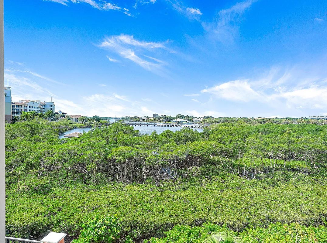 The Admiral at the Jupiter Yacht Club