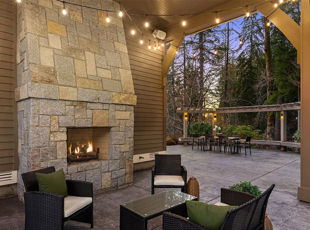 Custom Masterpiece in The Hedges