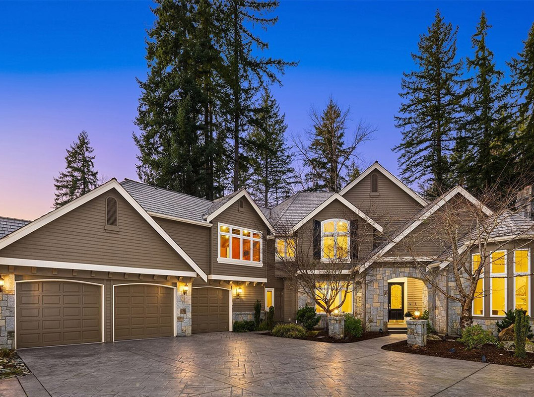 Custom Masterpiece in The Hedges