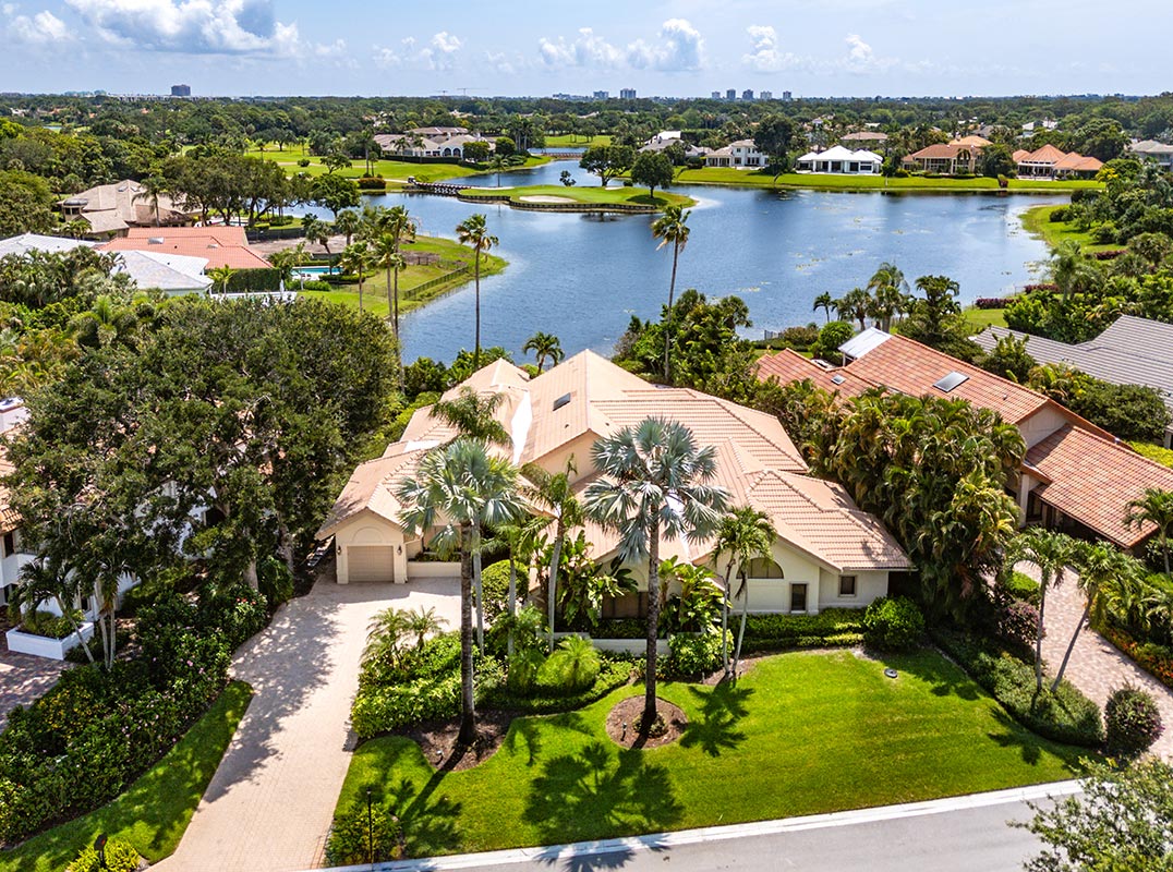 Lake Views in Frenchman's Creek