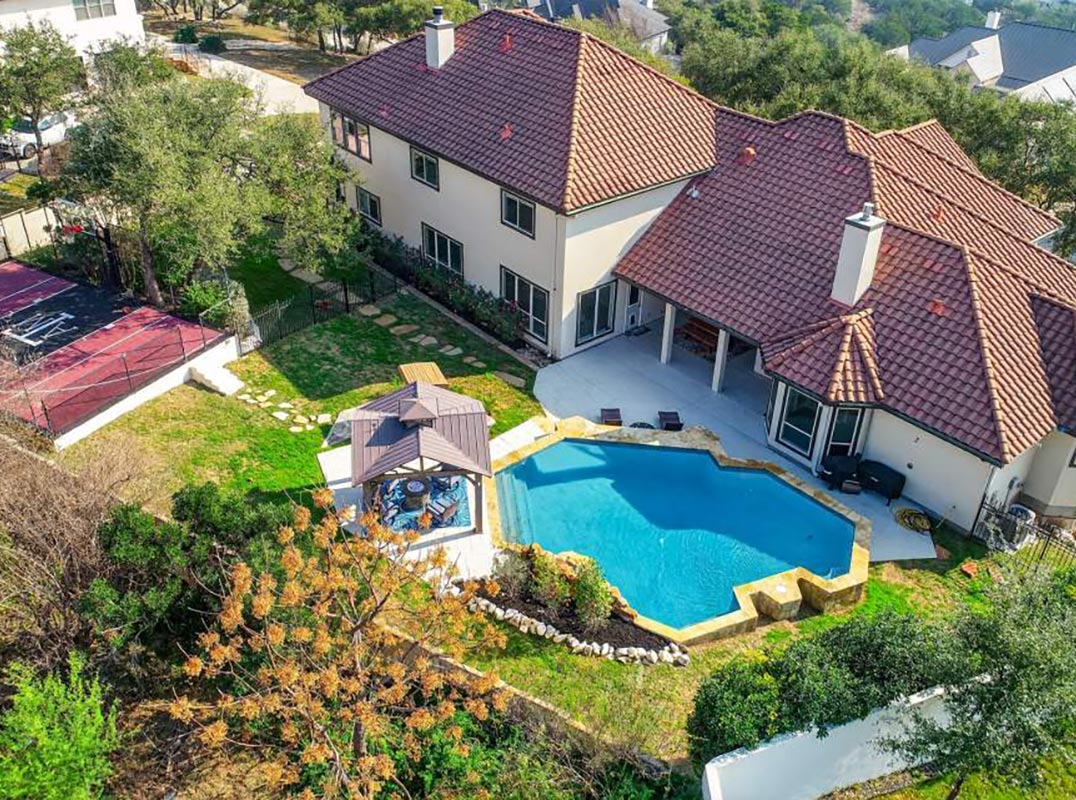 Estates At Champions Run