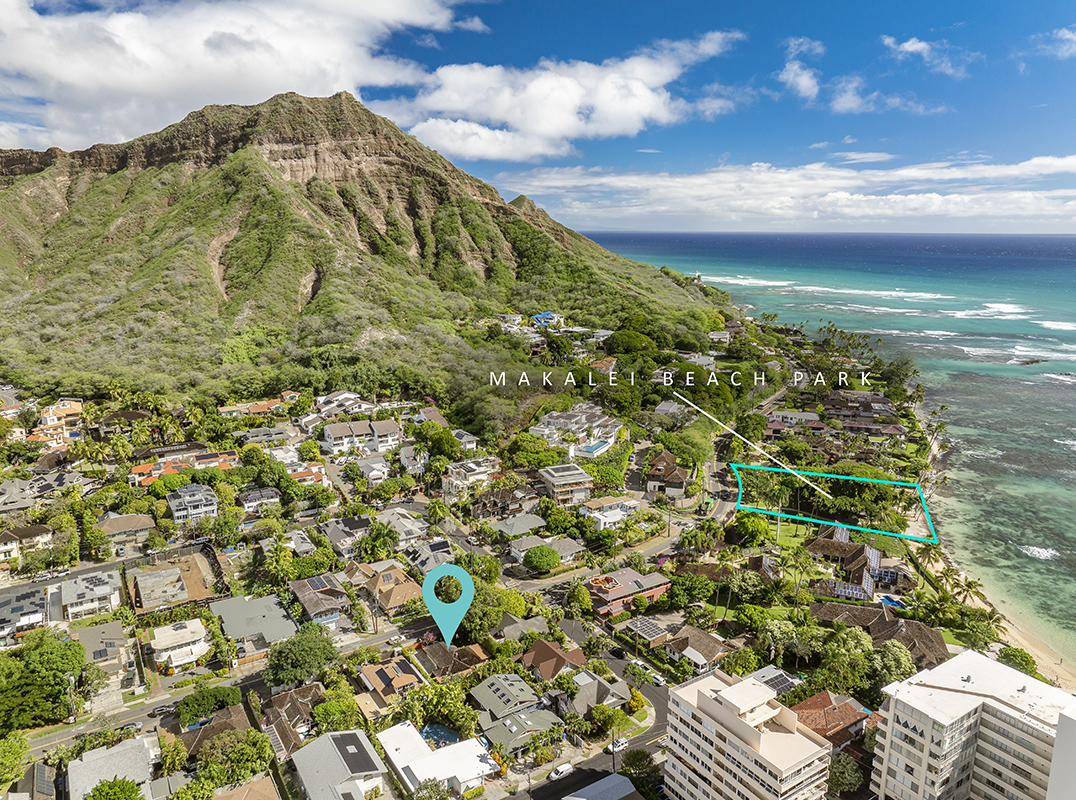 3043 Diamond Head