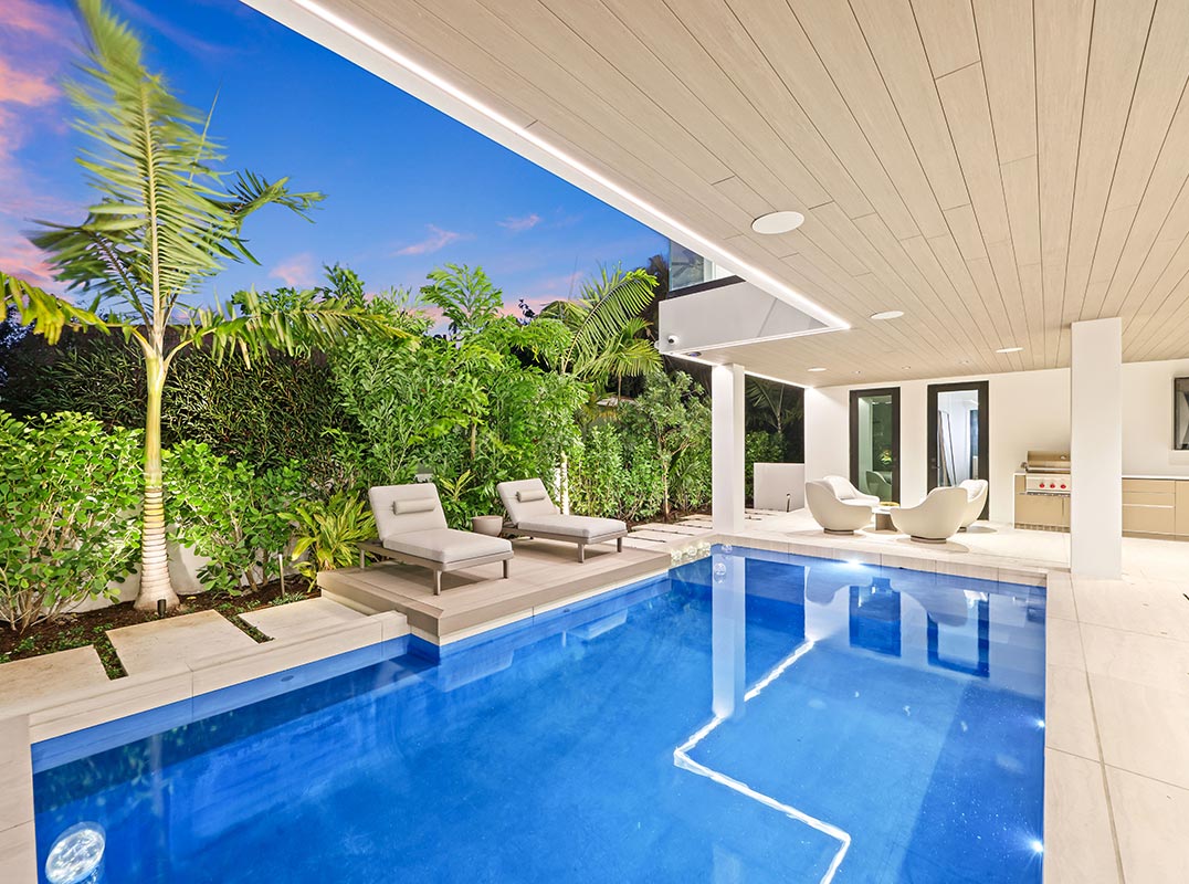 Bespoke Modern Estate