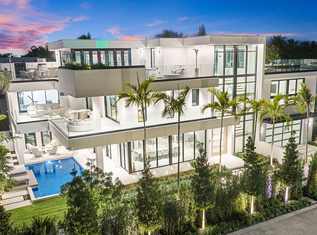 Bespoke Modern Estate