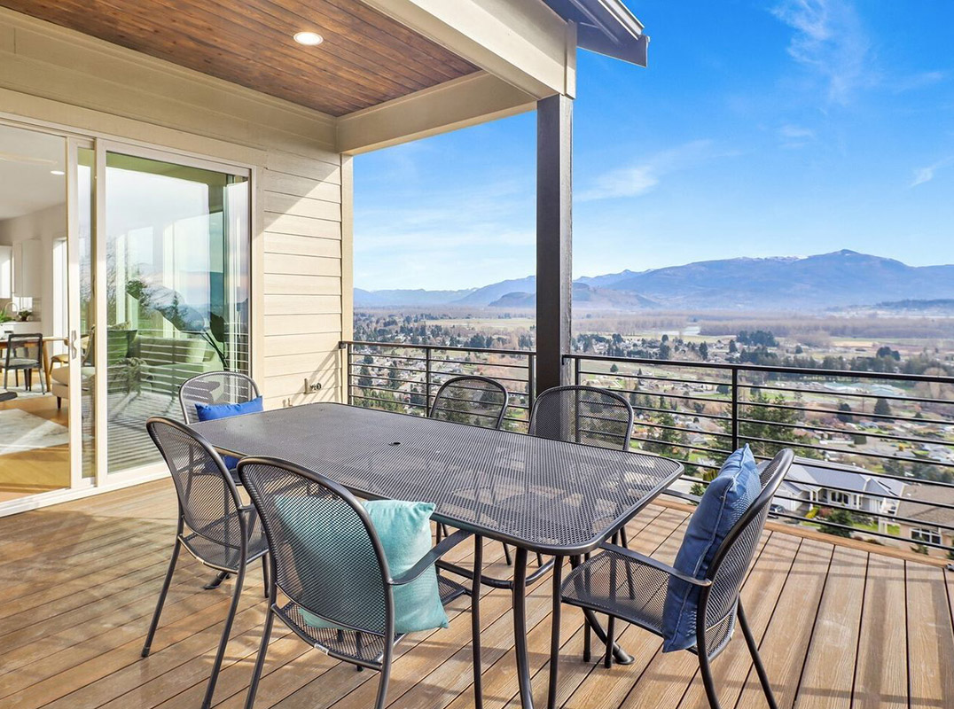 World-Class Views, Modern Luxury