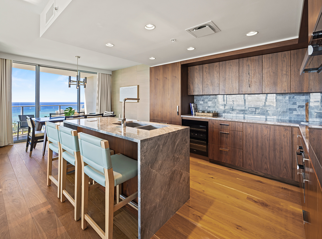 The Ritz-Carlton Residences #3010