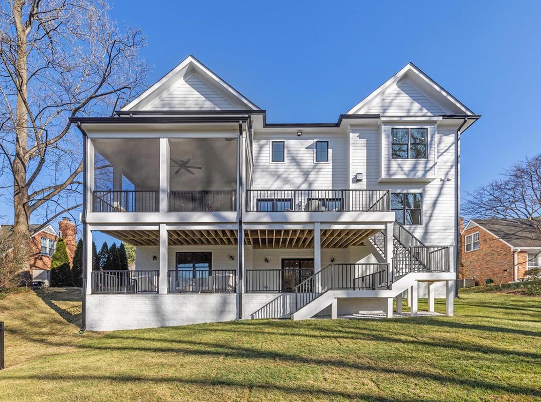 New Construction in Coveted Cohasset