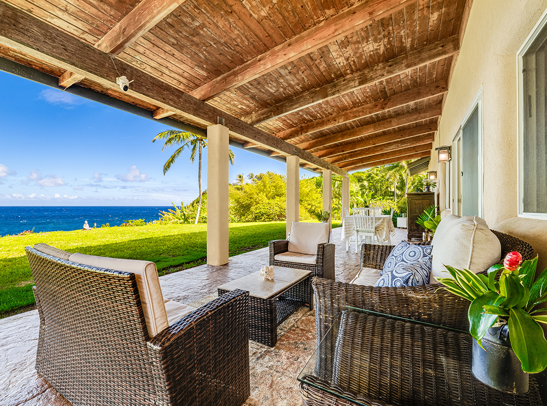 North Shore, Oceanfront, 1004 N Honokala Rd B