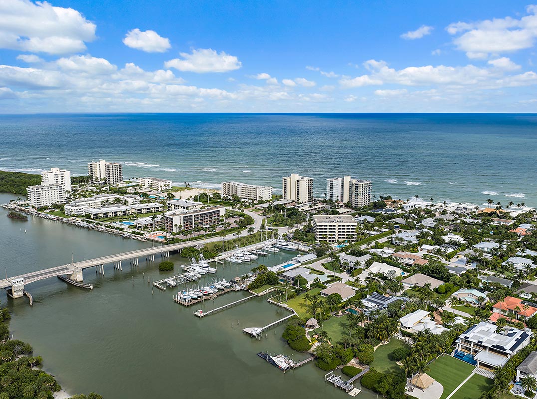 Ultimate South Florida Lifestyle w/100 Ft of Direct Intracoastal Frontage
