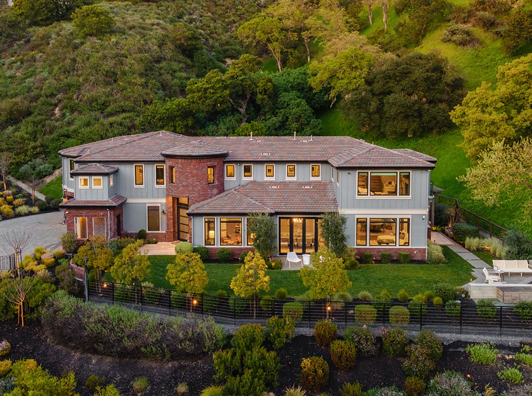 Modern Luxury Living in Alamo