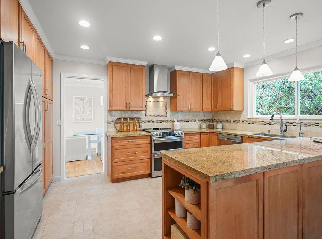 Desirable Pine Valley Neighborhood