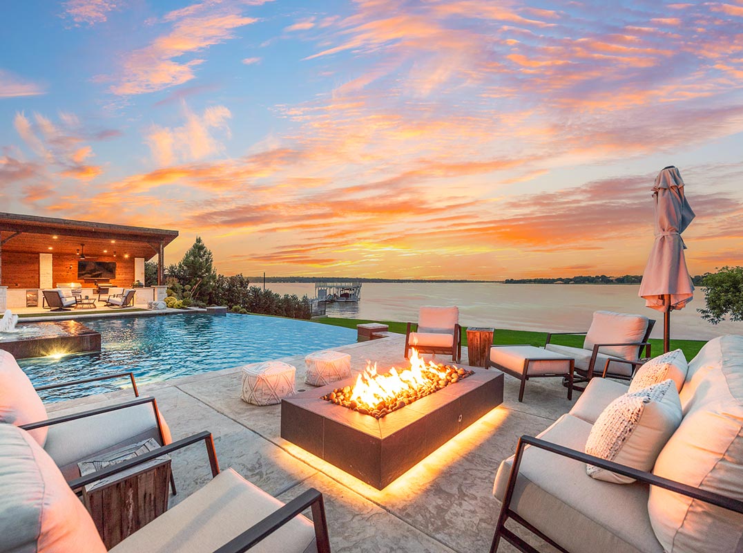 One-Of-A-Kind Luxury Lakefront Estate