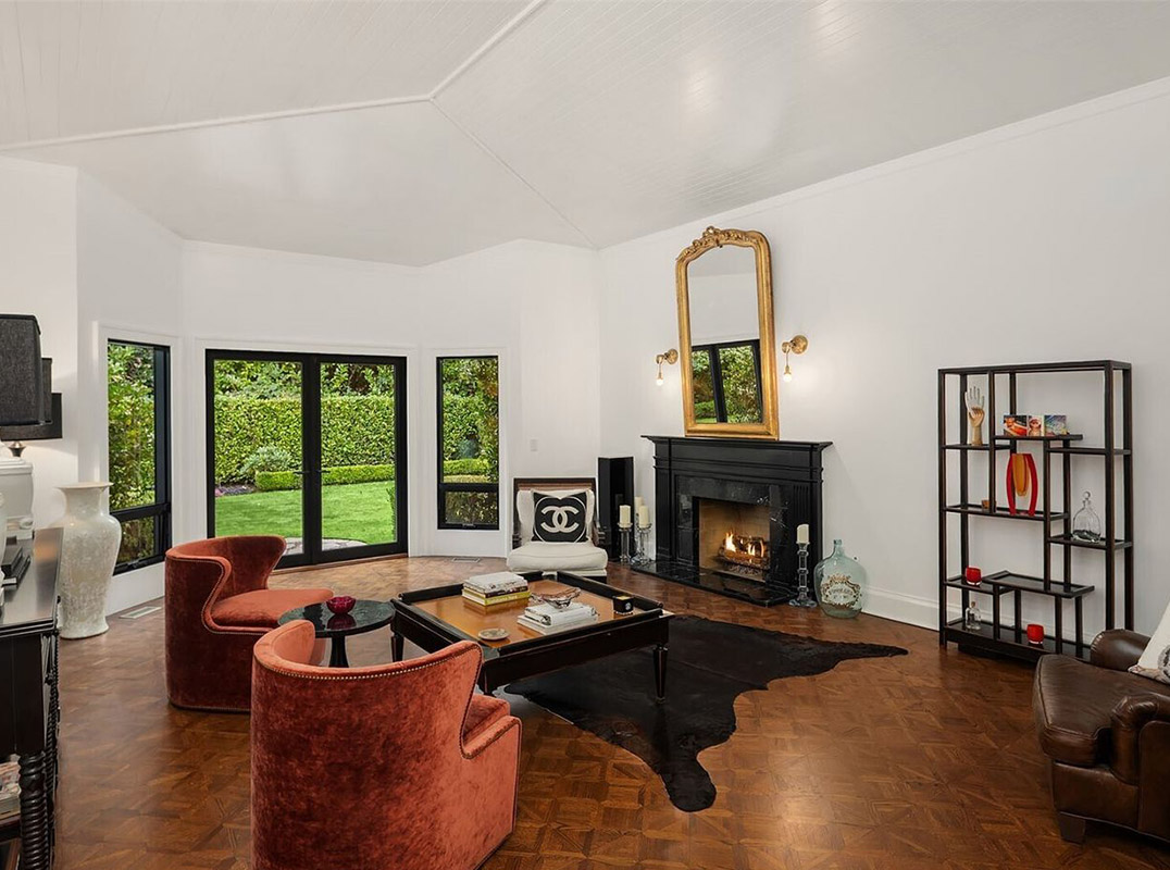 Refined Living in Heart of Medina