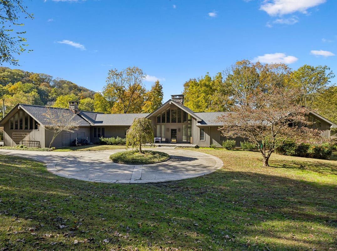 20 Acre Country Estate