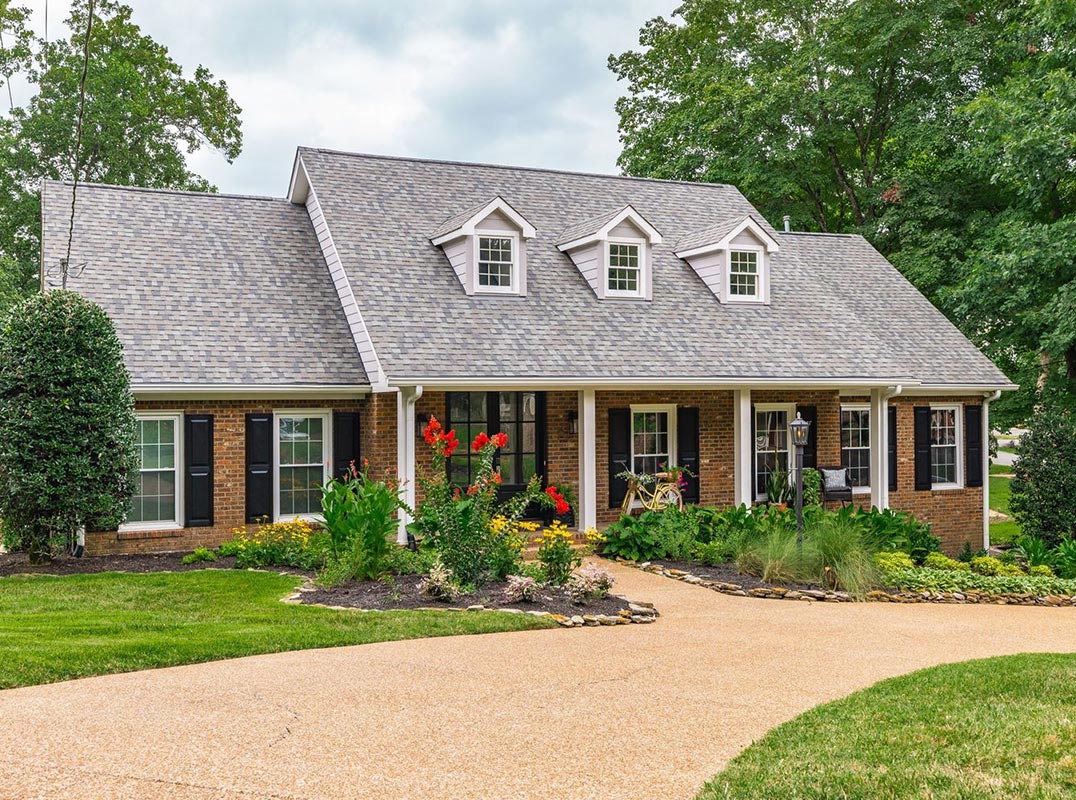 Magnificent Lake Estate