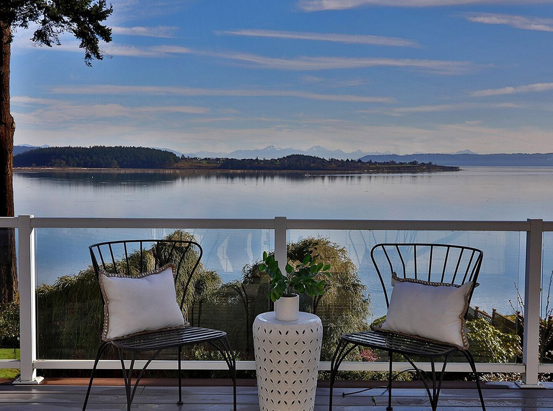 Architecturally Refined Cape Cod Estate