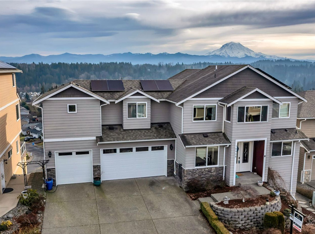 Custom Residence in The Summit