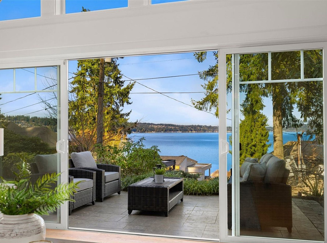 Timeless Lake Sammamish Living