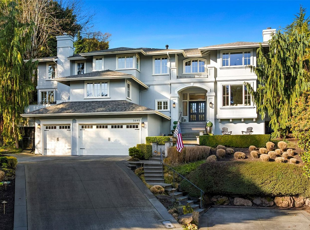 Extensively Upgraded Mercer Island Estate