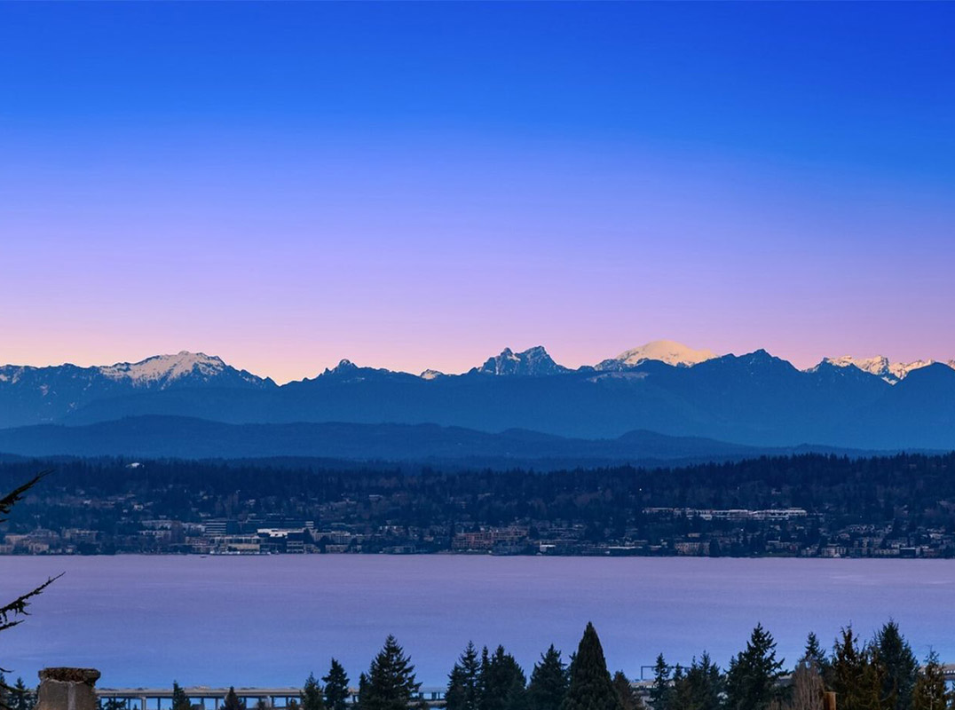 Iconic Architecture, Exquisite Modern Comfort