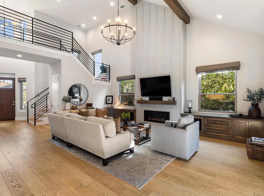 Gated community! It's a perfect 10!