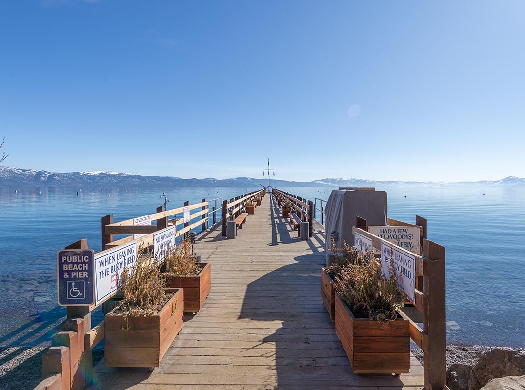 Location, Lifestyle and Luxury with Lake Views