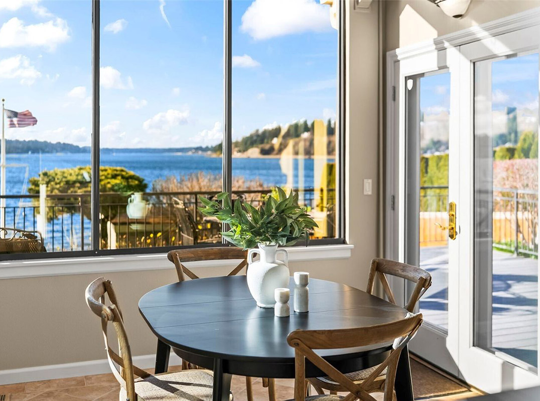 Exceptional Waterfront Estate