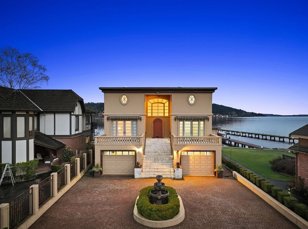 Spectacular Lake Washington Waterfront Opportunity
