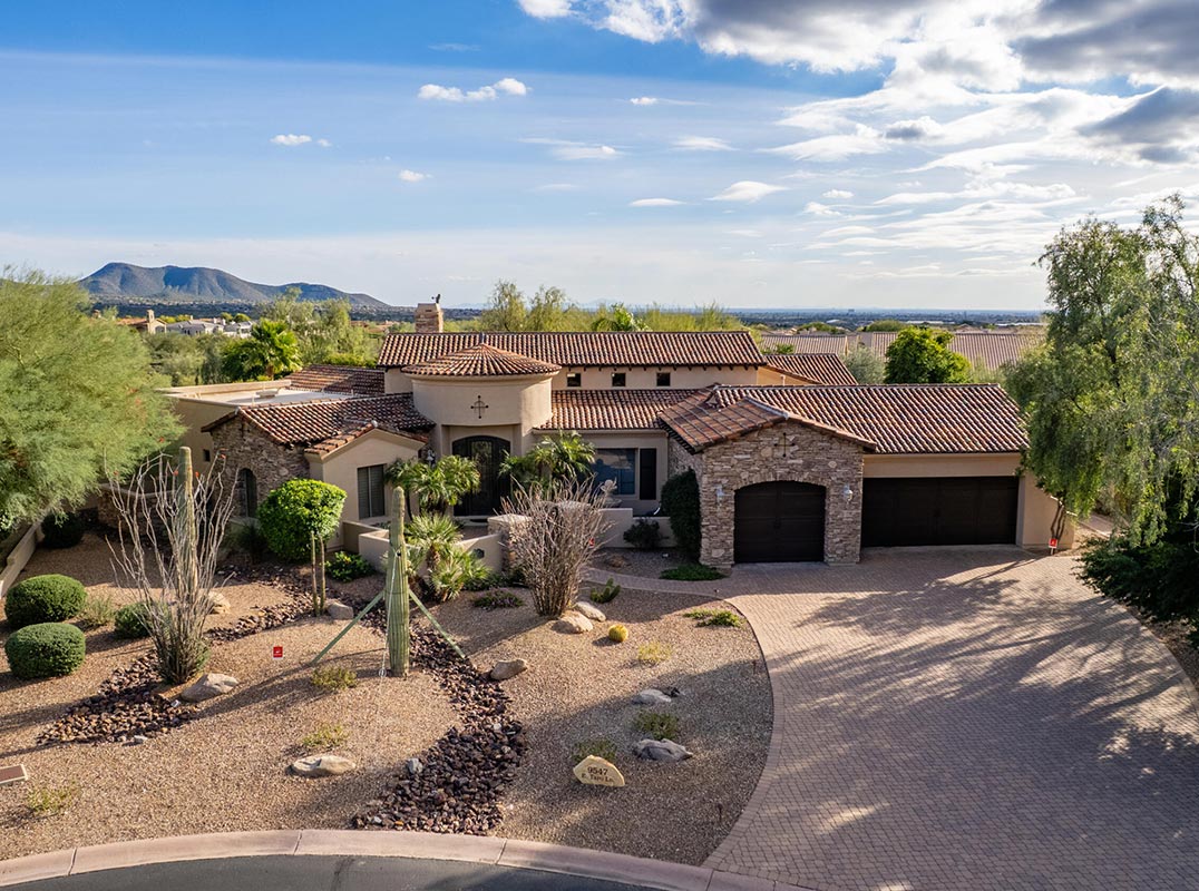 A True North Scottsdale Jewel